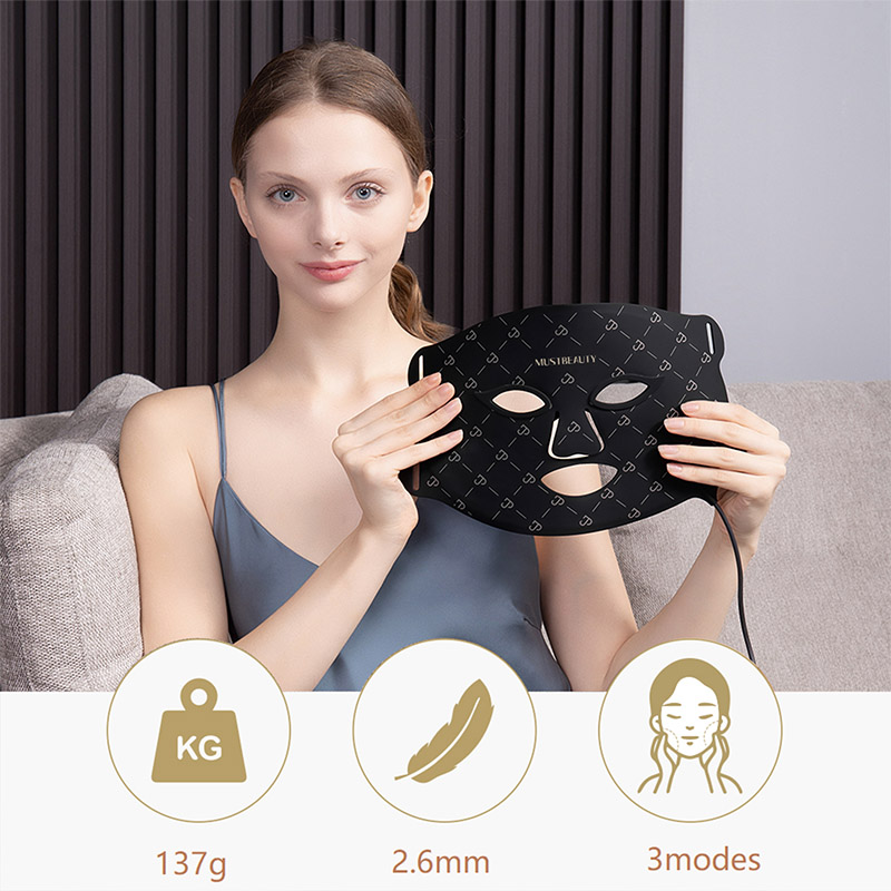 LED light therapy mask